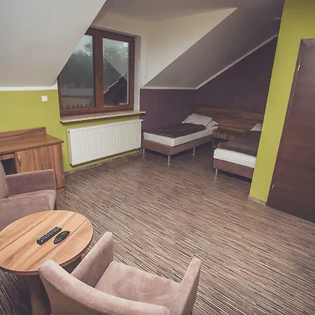 Quatro Osrodek Jezdziecki - * Pobiedziska